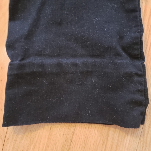 2 maternity Old Navy pants - jeans & black trousers - Picture 11 of 12